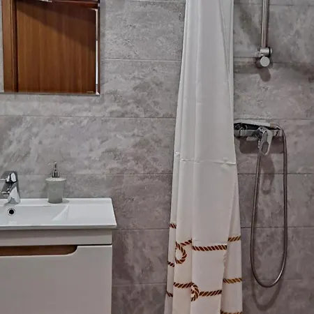 Nad Stawem Apartment