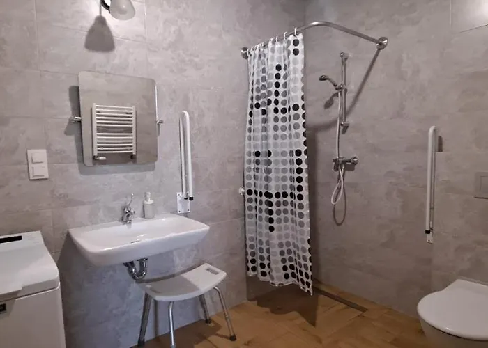 Nad Stawem * Powidz (Slupca)